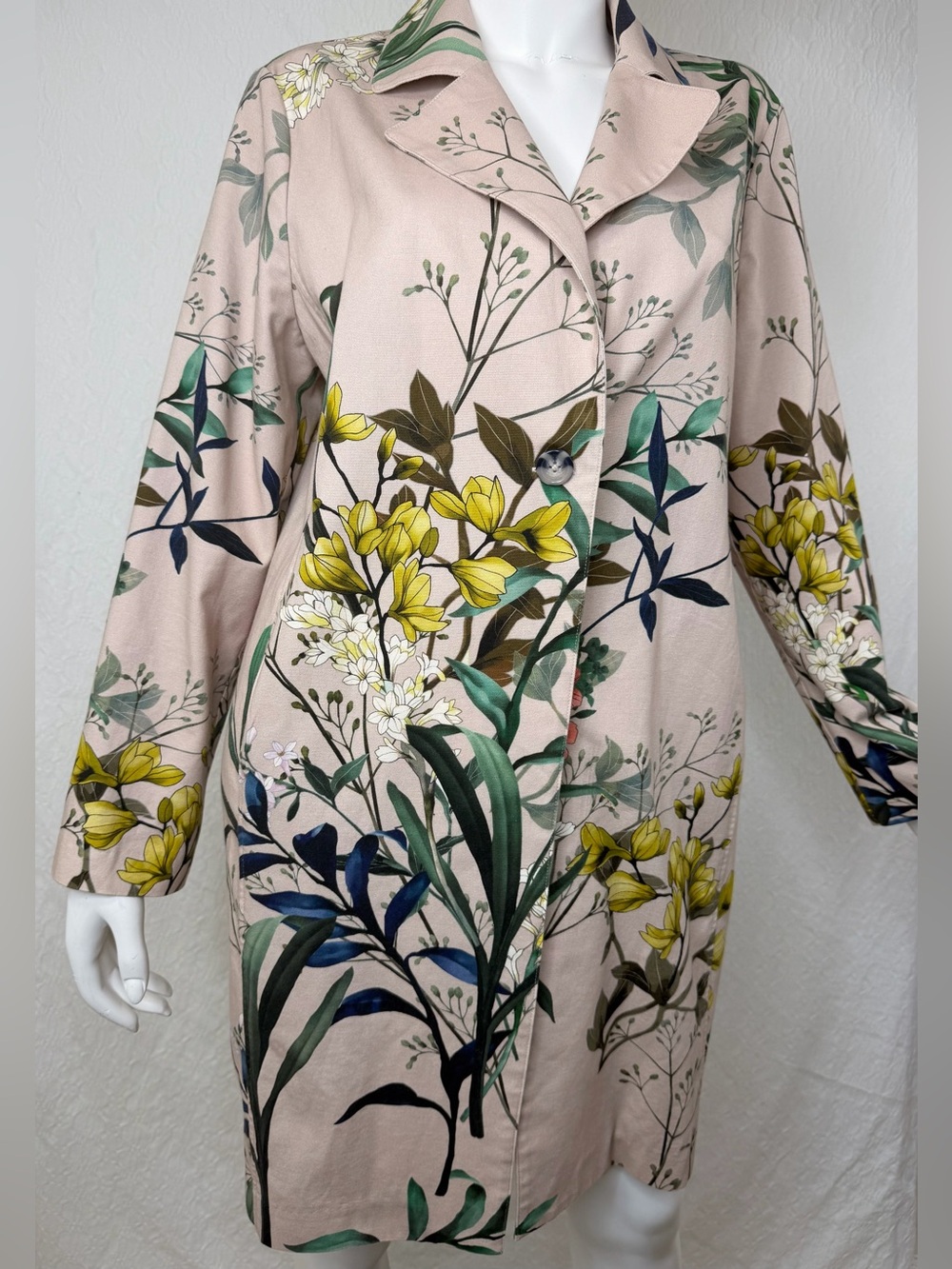 Chico's Beige Pink Floral Trench Coat with Green Coral Blue Yellow Accents
